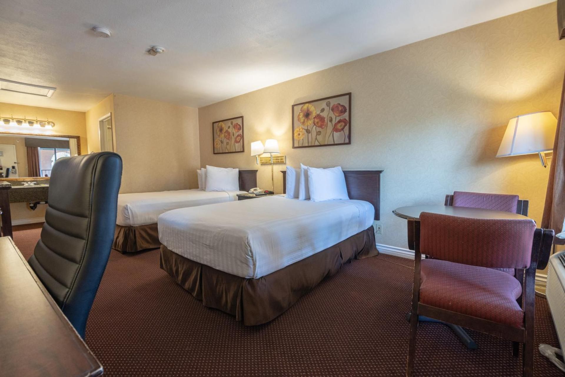 Two Double Beds - Non-Smoking