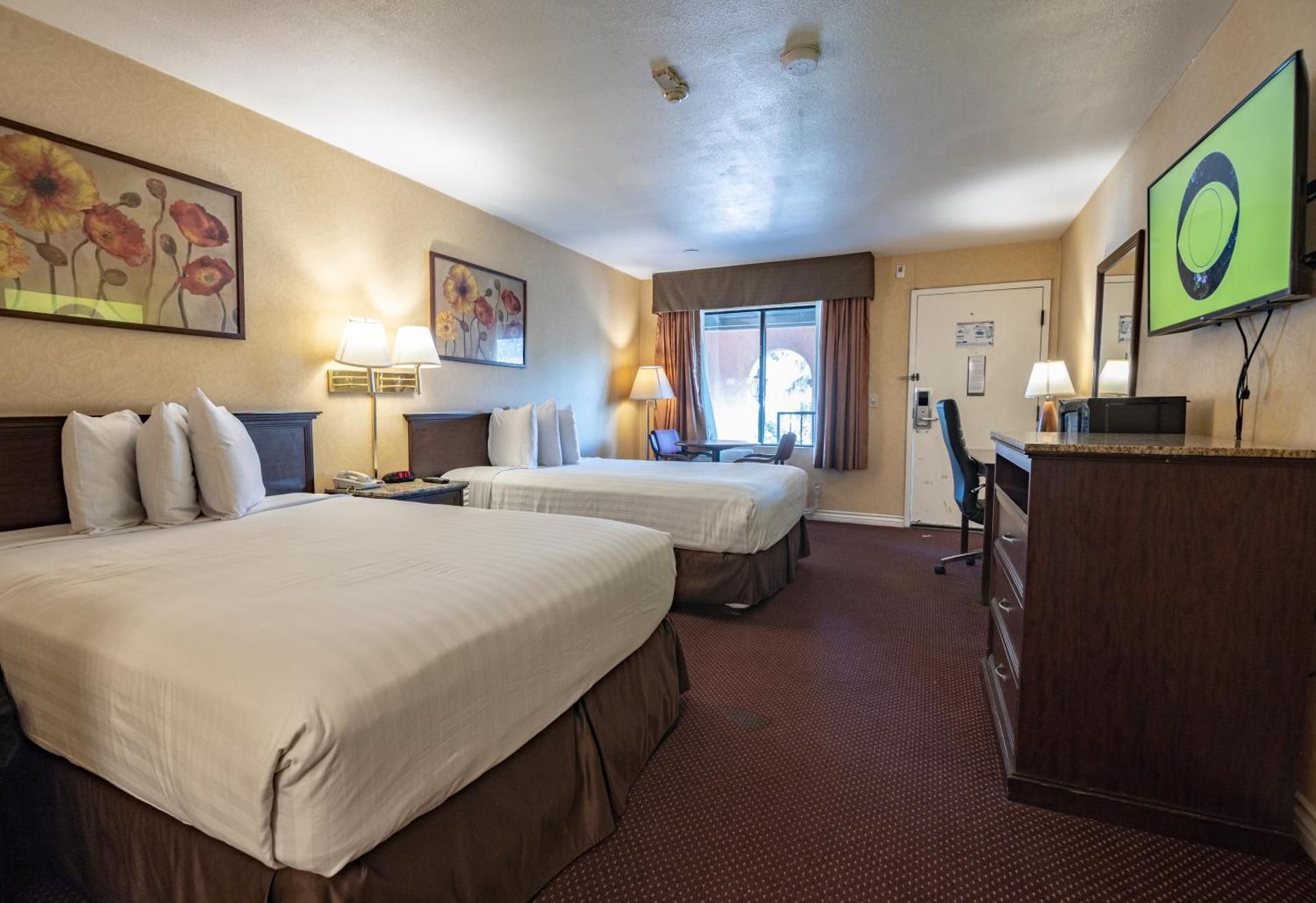 Two Double Beds - Non-Smoking
