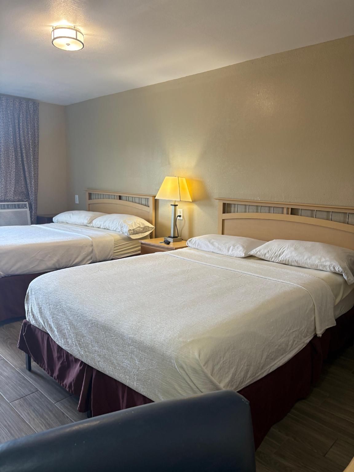 2 Queen Beds Non-Smoking
