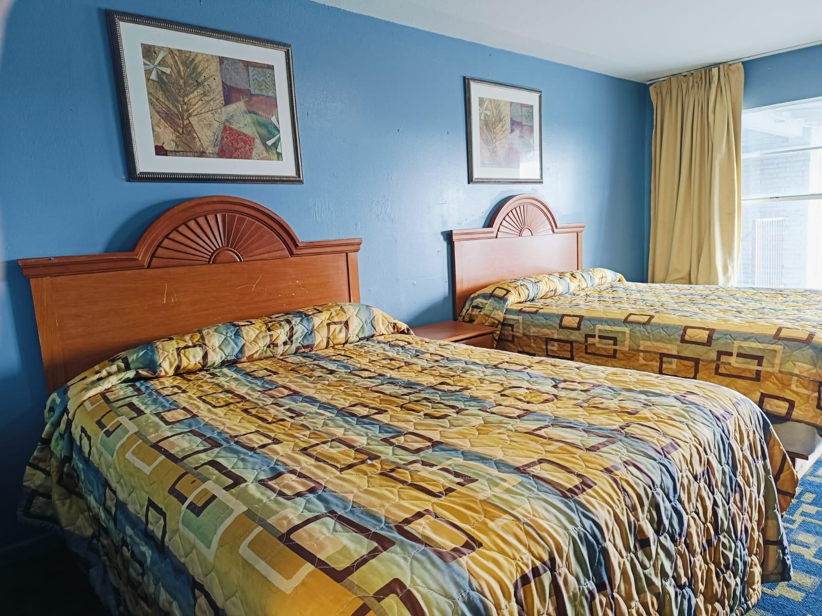 2 Queen Beds Non-Smoking