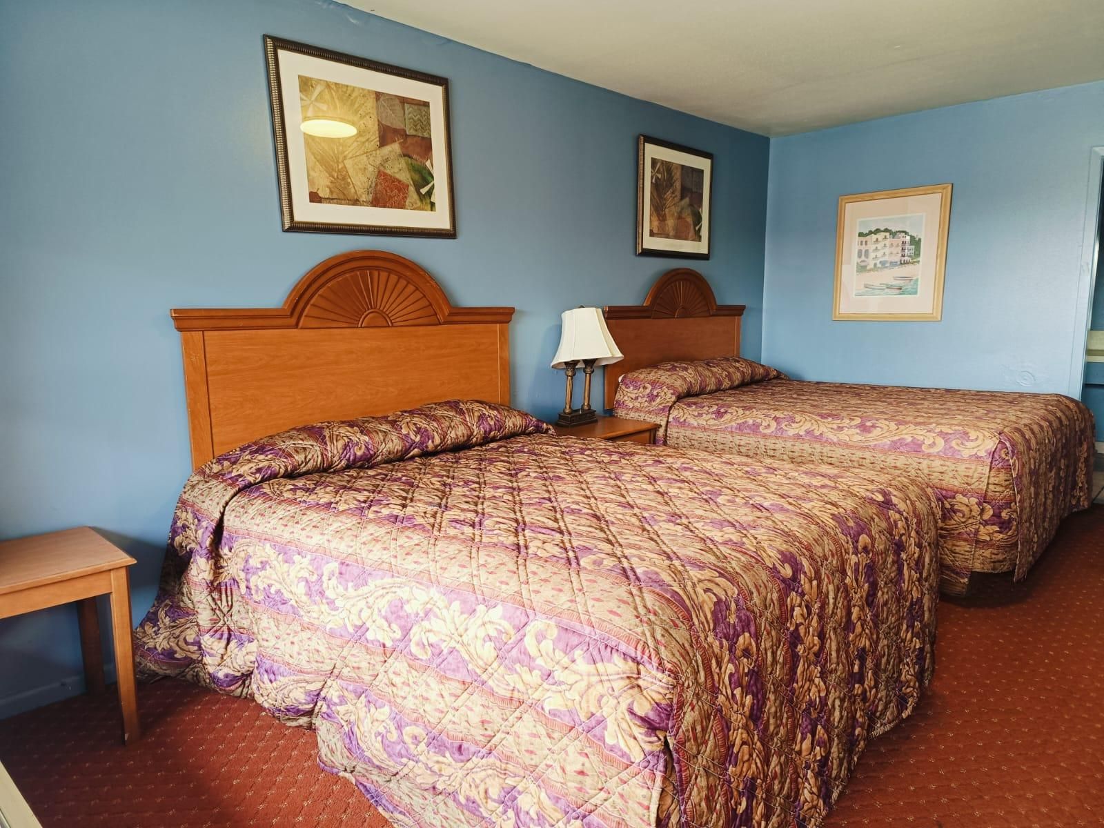 2 Queen Beds