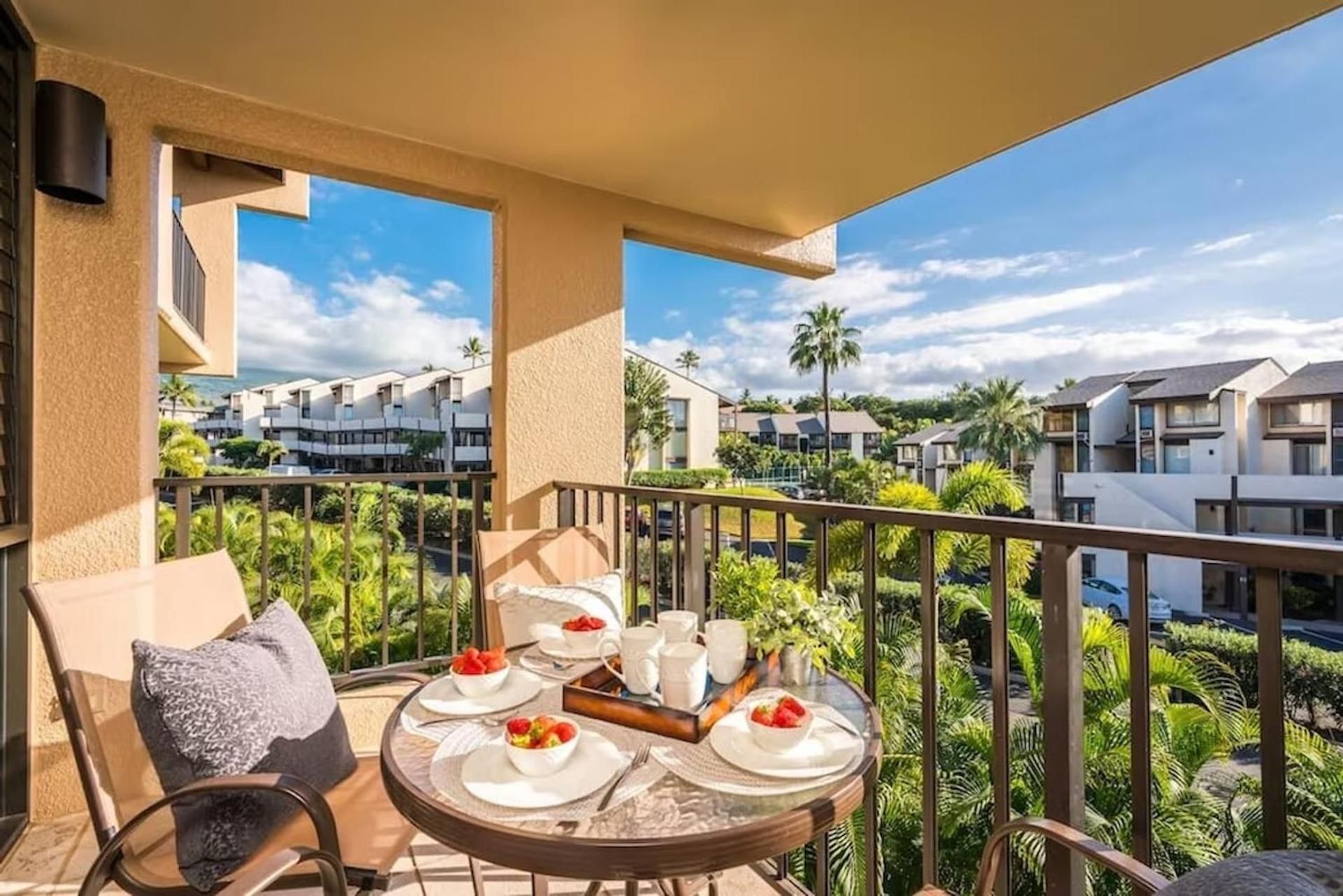 Deluxe One-Bedroom Apartment with Ocean View