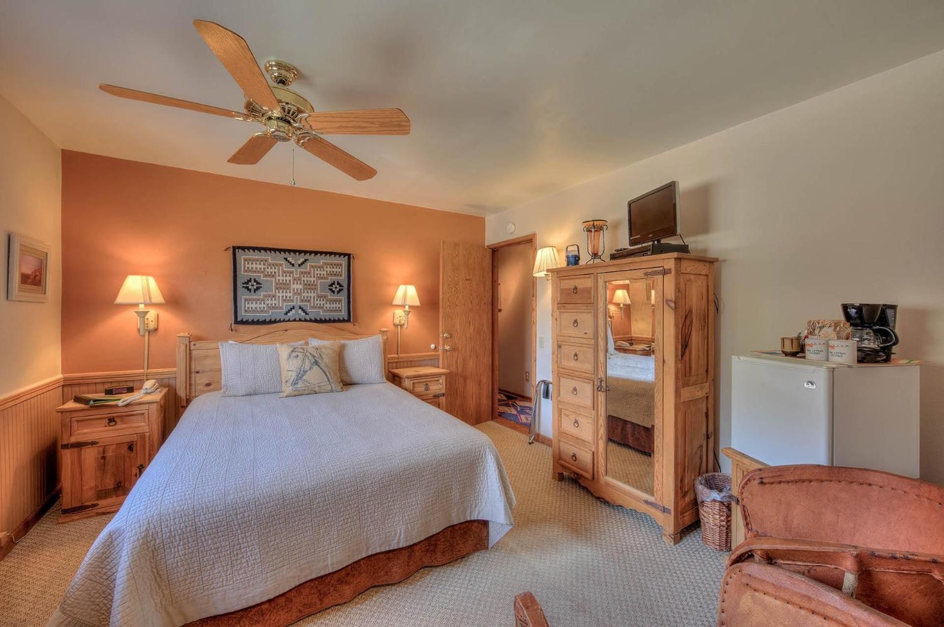 Castle Valley Inn Queen Room