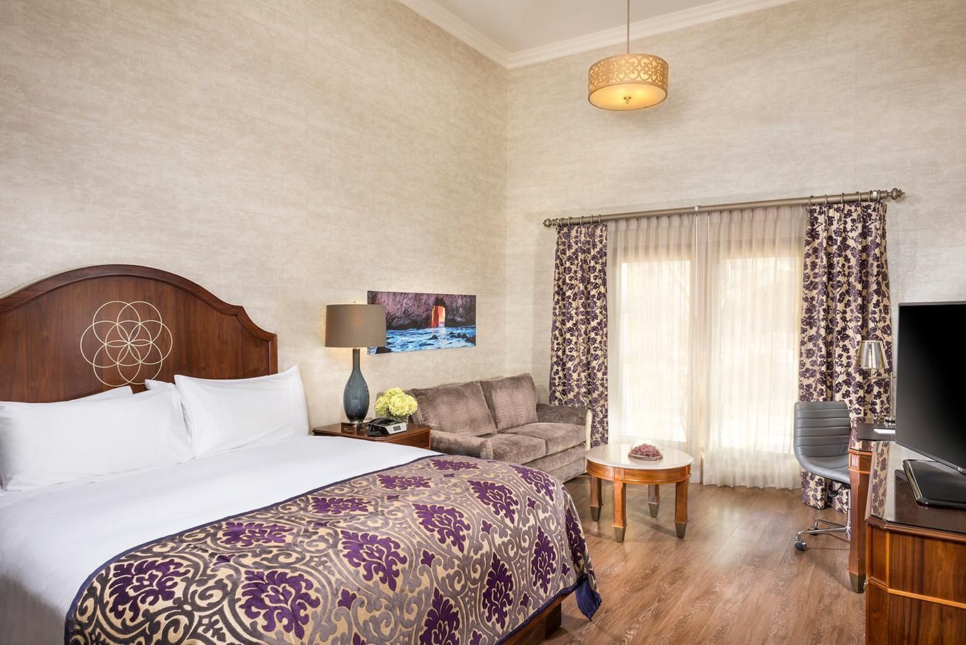 1 King Room