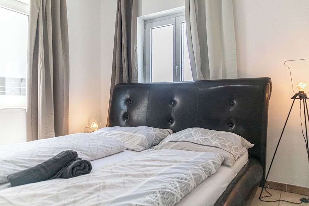 Basic Apartment