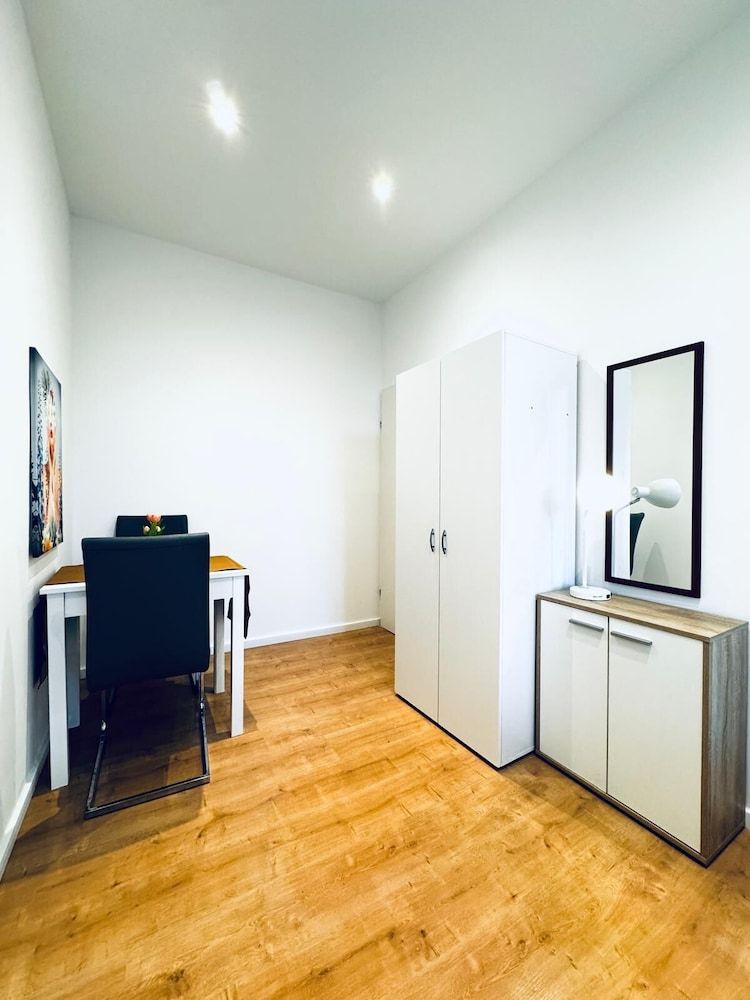 Basic Apartment