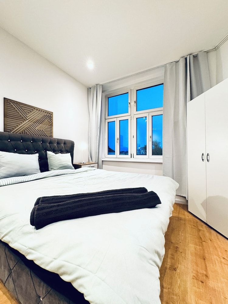 Basic Apartment