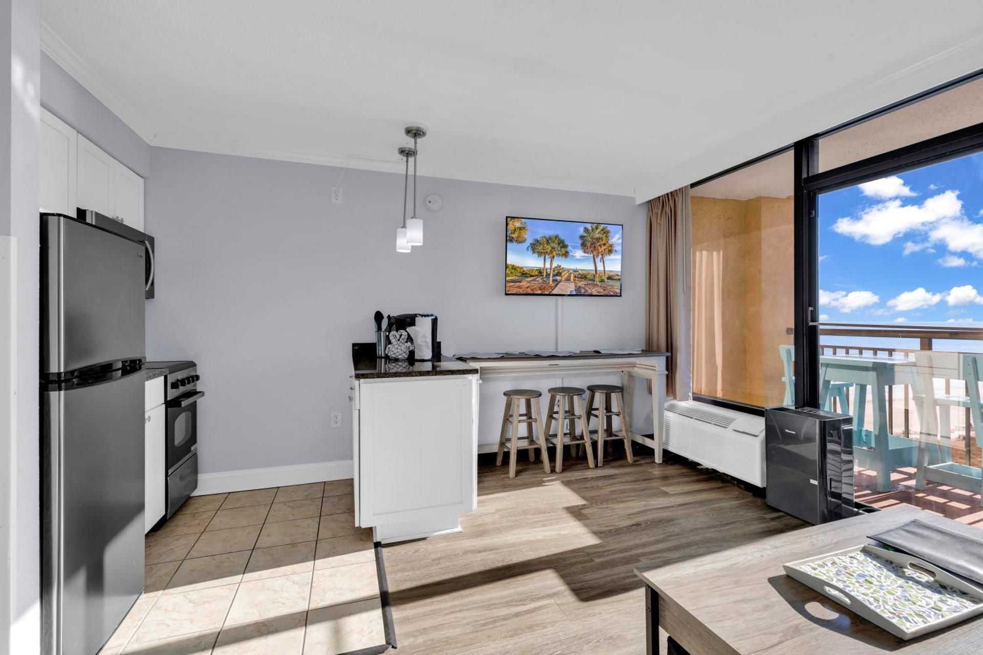 Studio with Balcony