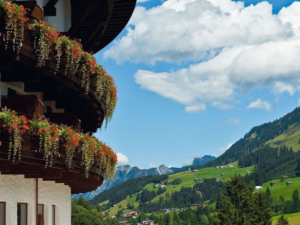 A-ROSA Ifen Hotel Kleinwalsertal Comfort Double Room, 1 King Bed, Non Smoking 4