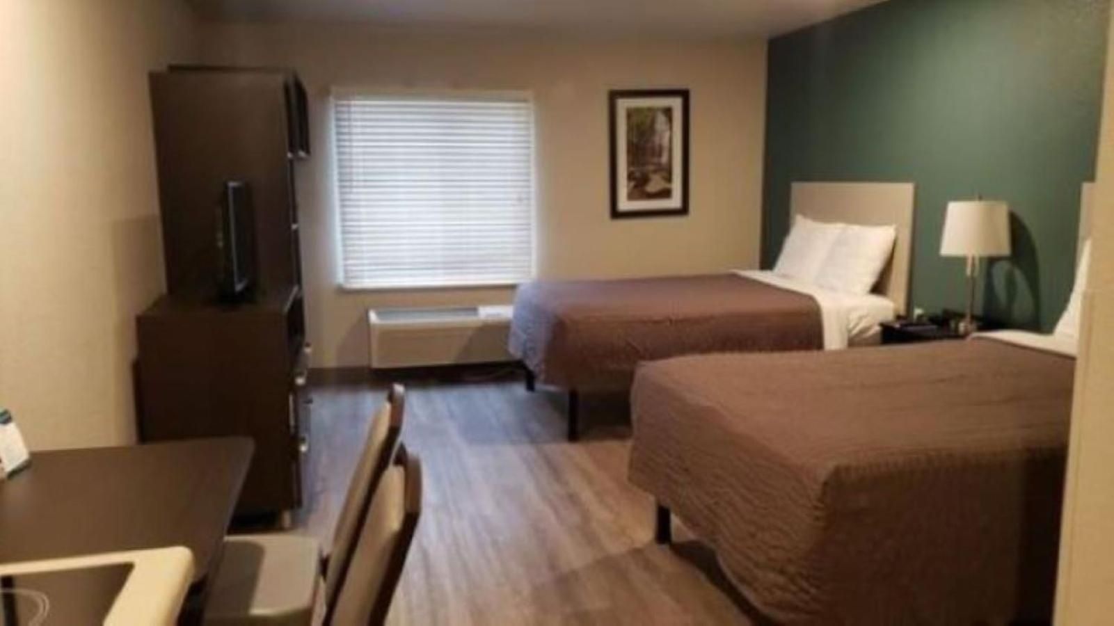 Double Suite with Two Double Beds - Accessible/Non-Smoking