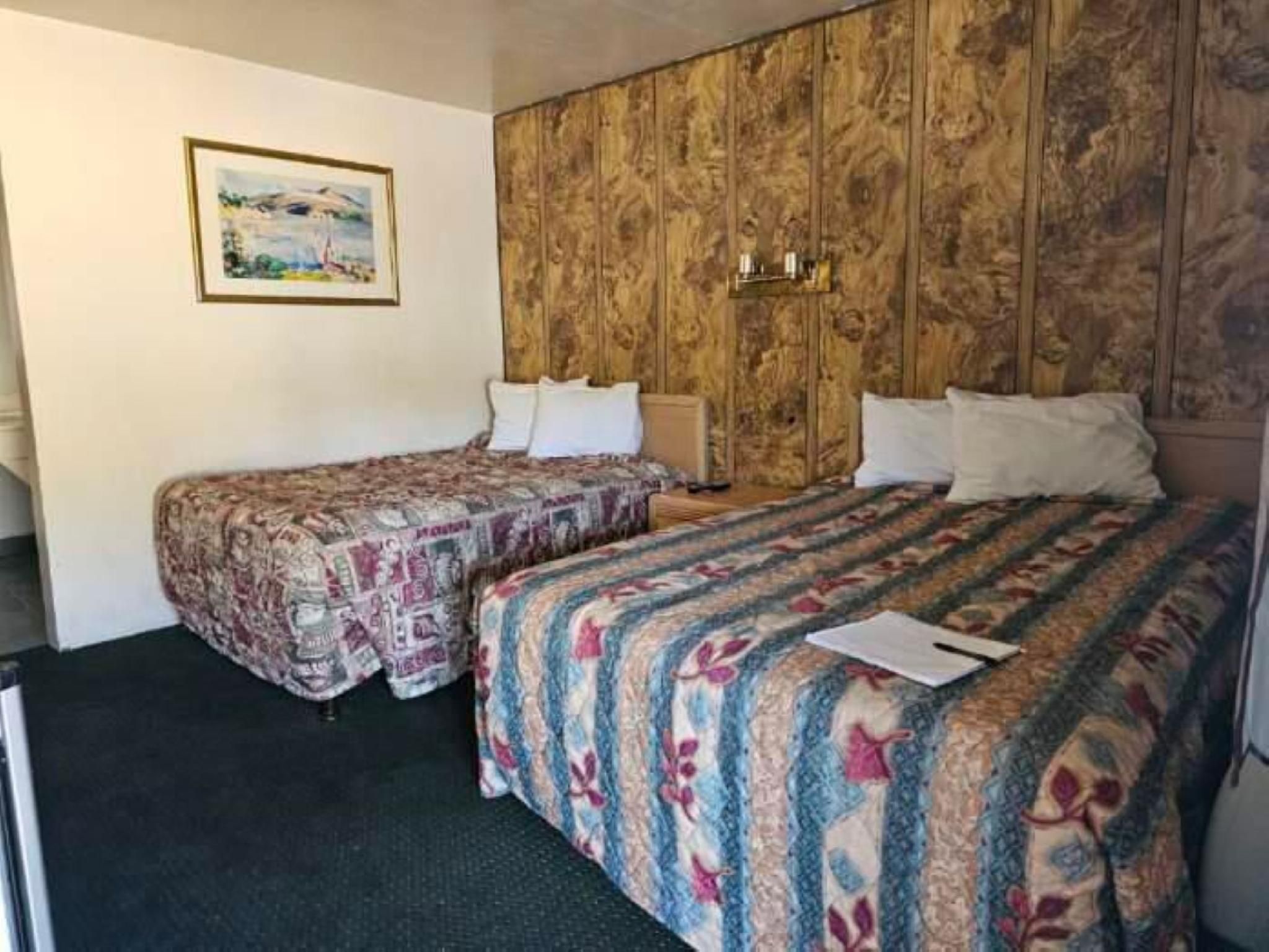 2 Queen Beds Non-Smoking