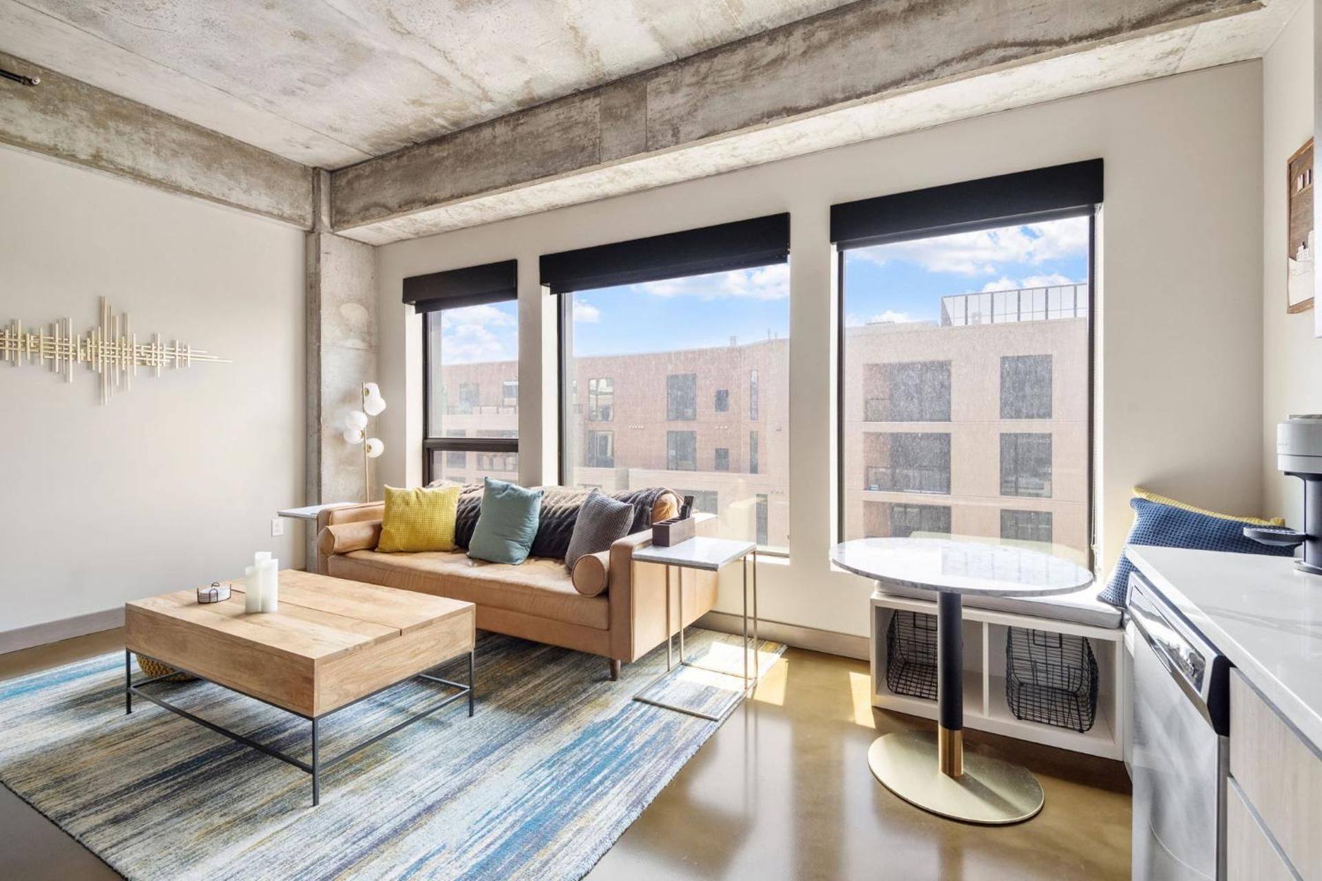 One-Bedroom Apartment