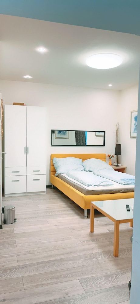 Basic Apartment