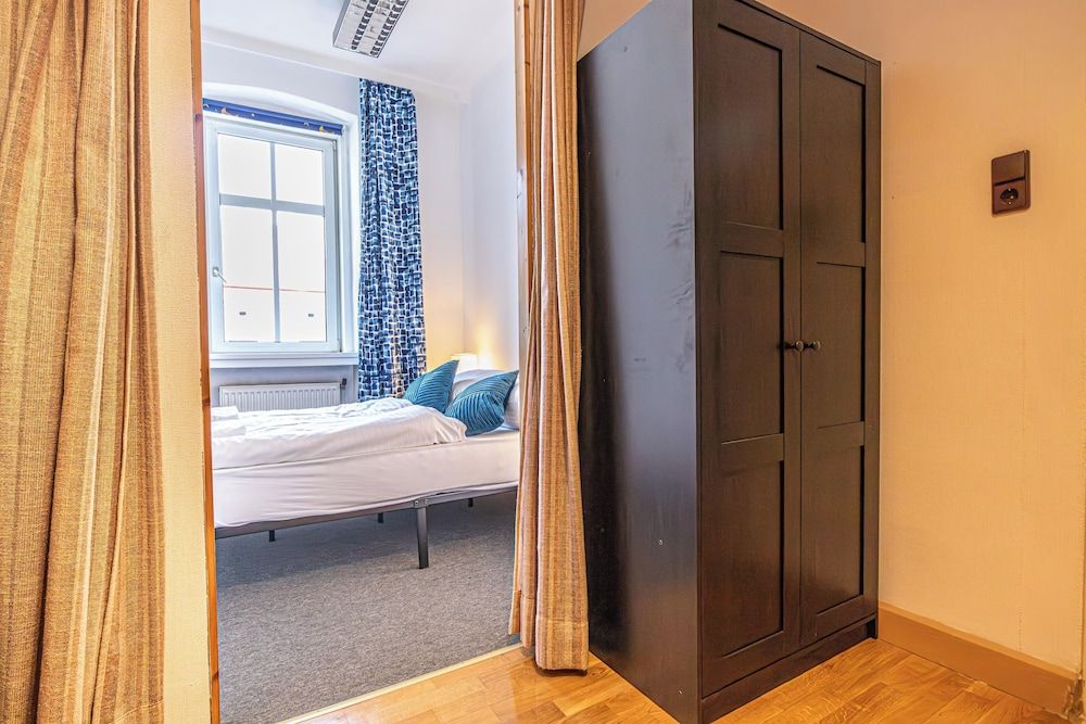 Basic Apartment