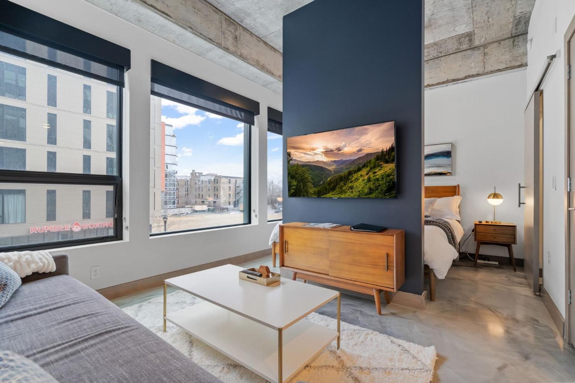 Studio Apartment