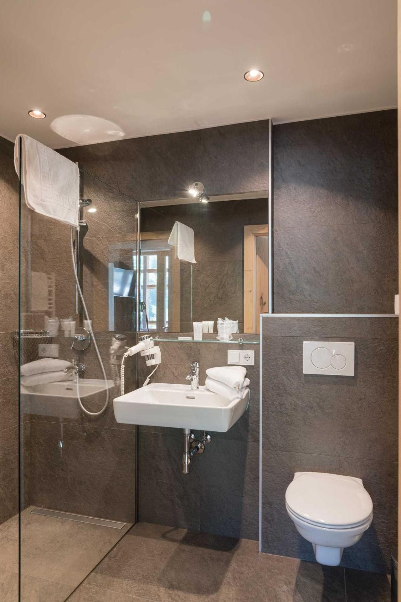 Deluxe Double Room with City View