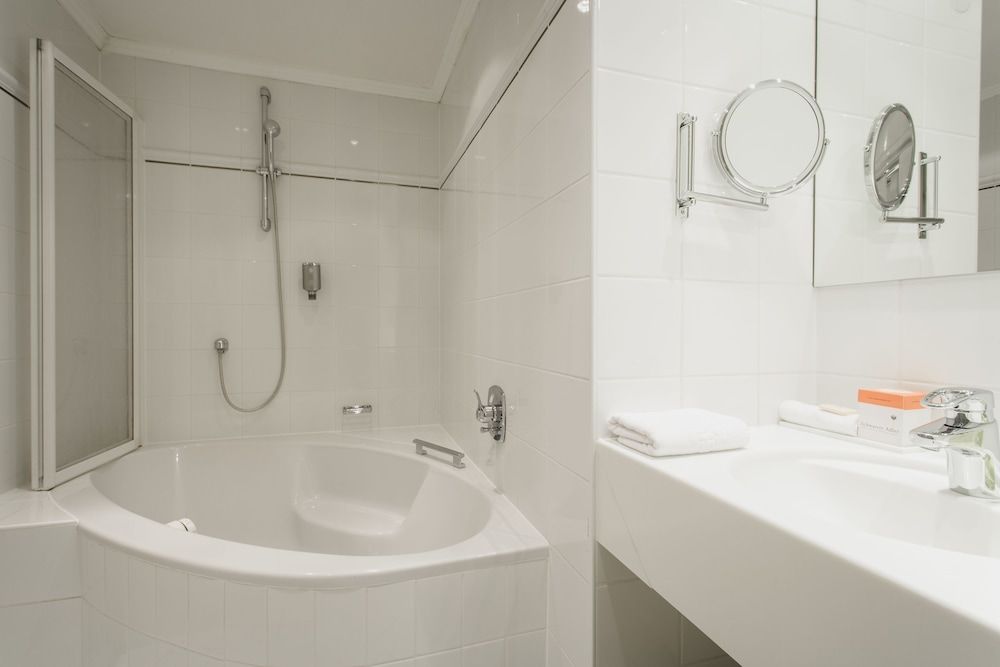 Small Single Room