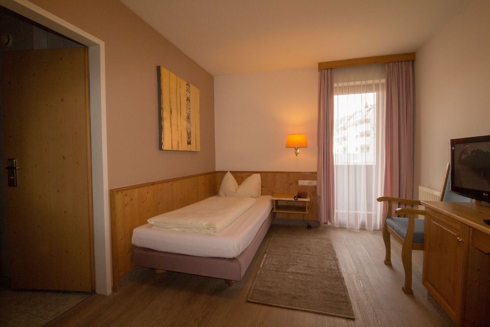 Hotel Munde Single Room 5