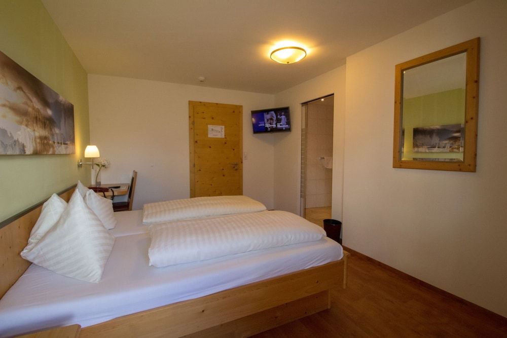 Hotel Munde Classic Double Room 3