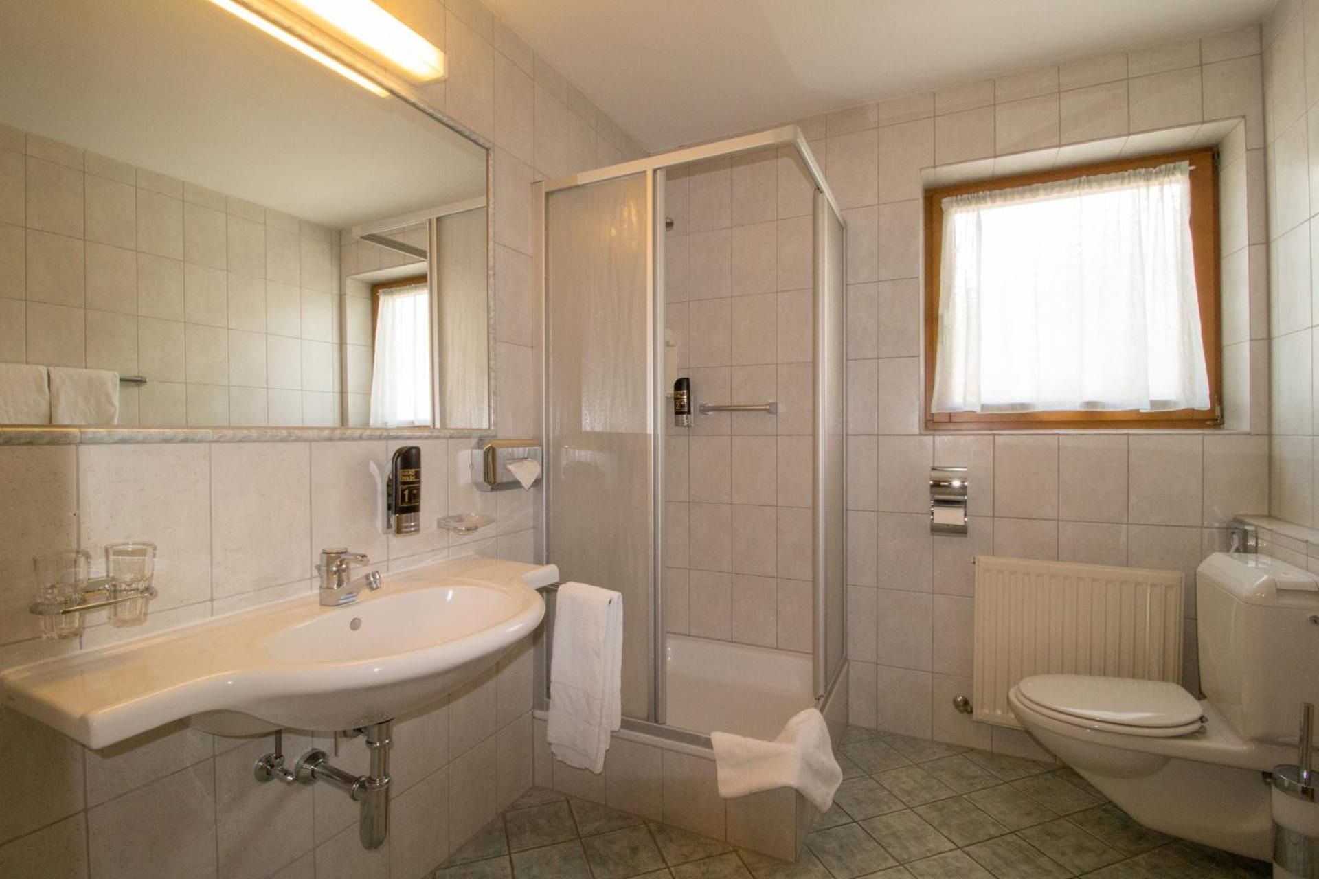 Junior Suite with Mountain View