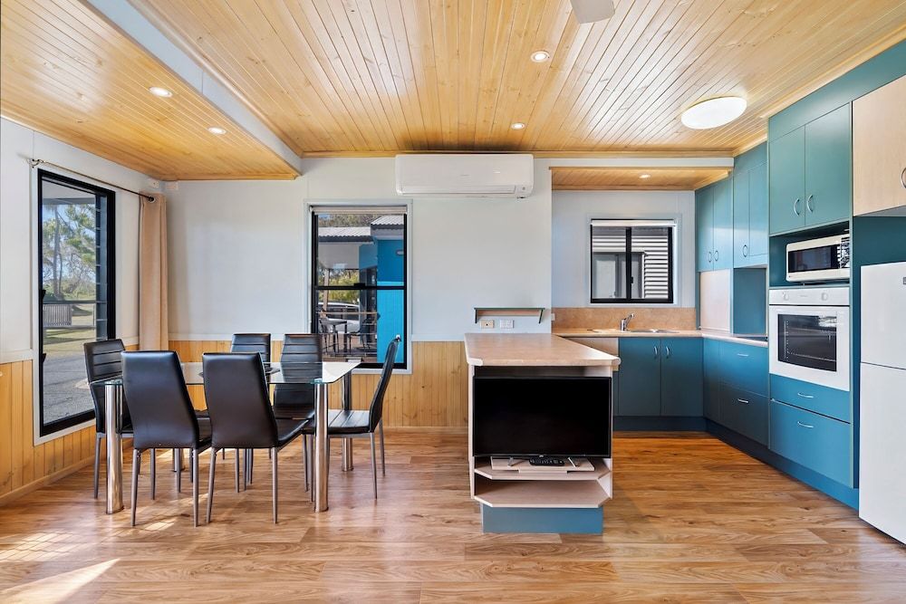 Ingenia Holidays Kinka Beach Yeppoon 2 Bedroom Family Cabin 6