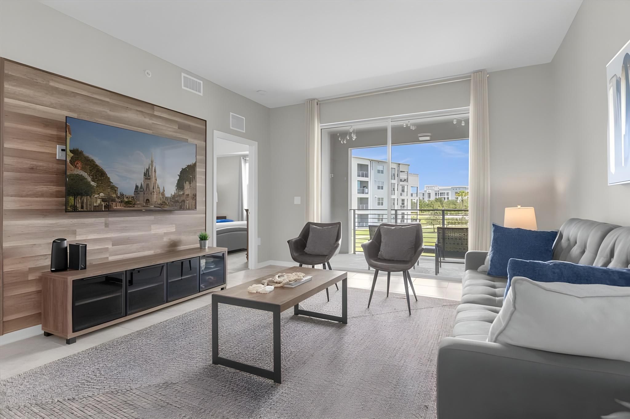 2 Bedrooms 2 Bathrooms Storey Lake 3150-205