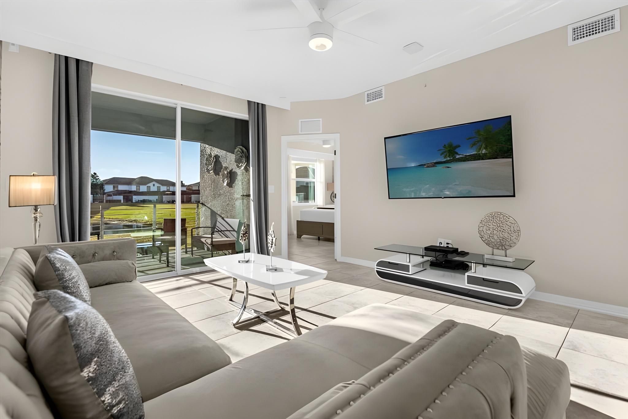 3 Bedrooms 2 Bathrooms Storey Lake 3111-101PC