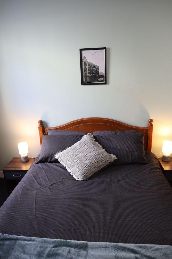 Double Room, 1 Queen Bed