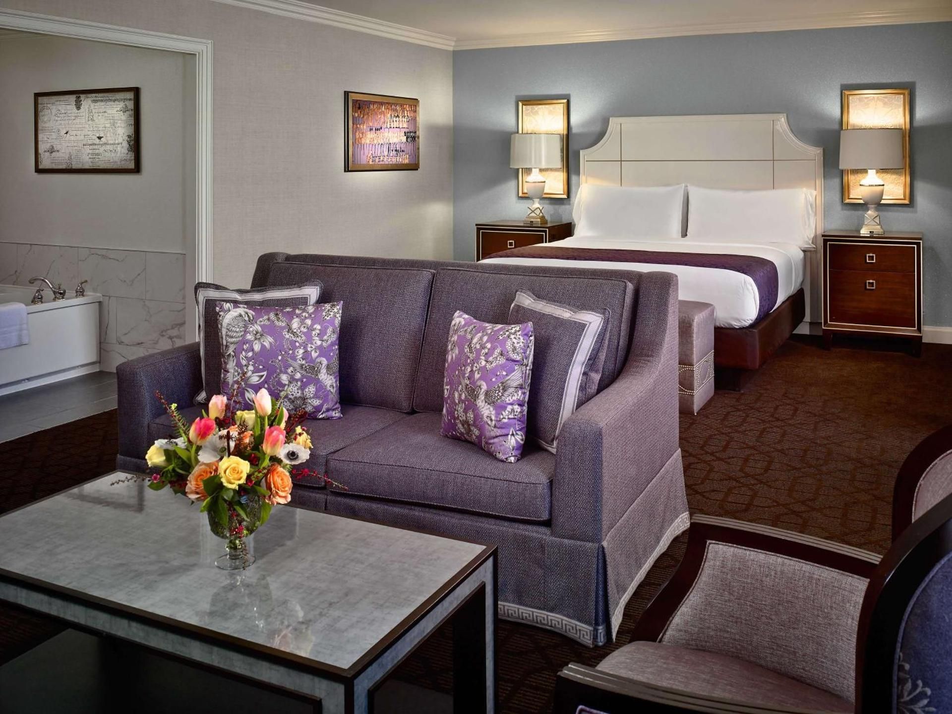 Executive Level Suite King Breakfast Daily