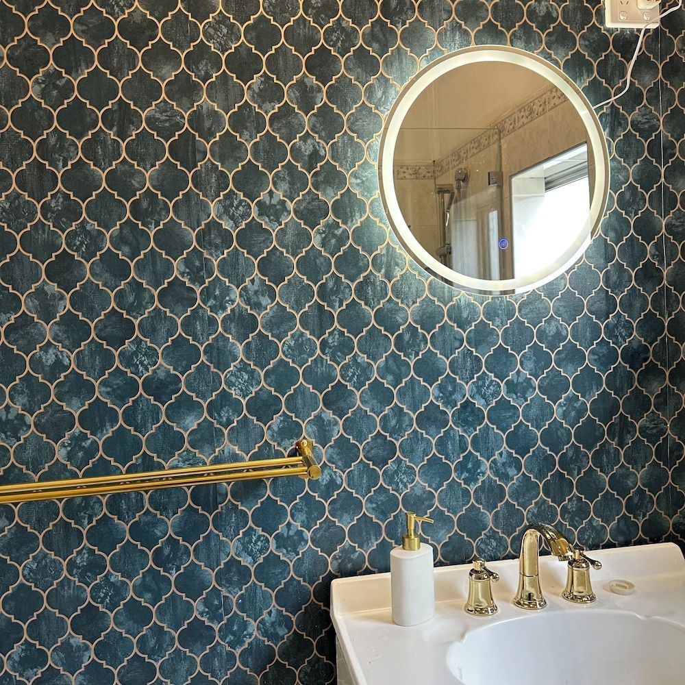 Modern Vintage Single & King size Rooms Classic Room, 1 King Bed 9