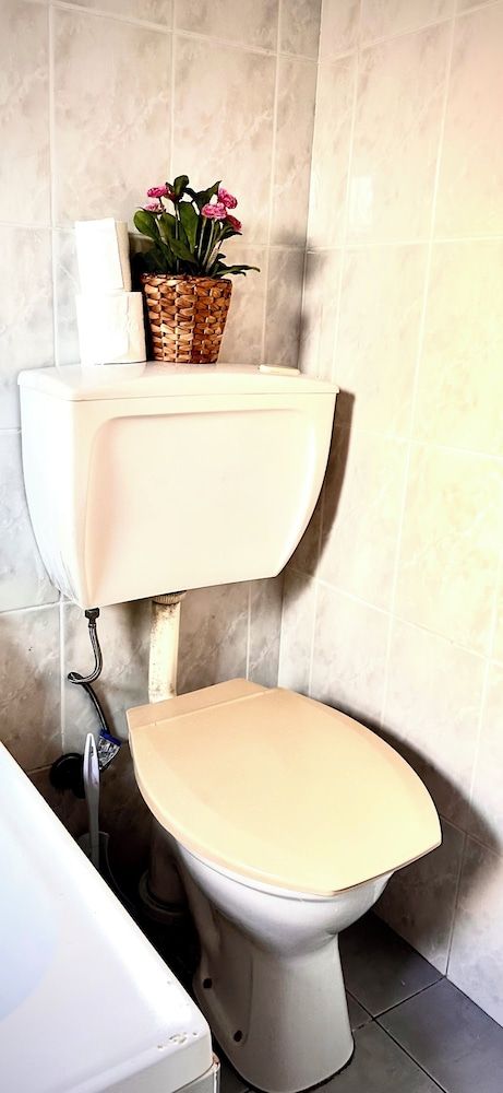 Modern Vintage Single & King size Rooms Classic Room, 1 King Bed 10