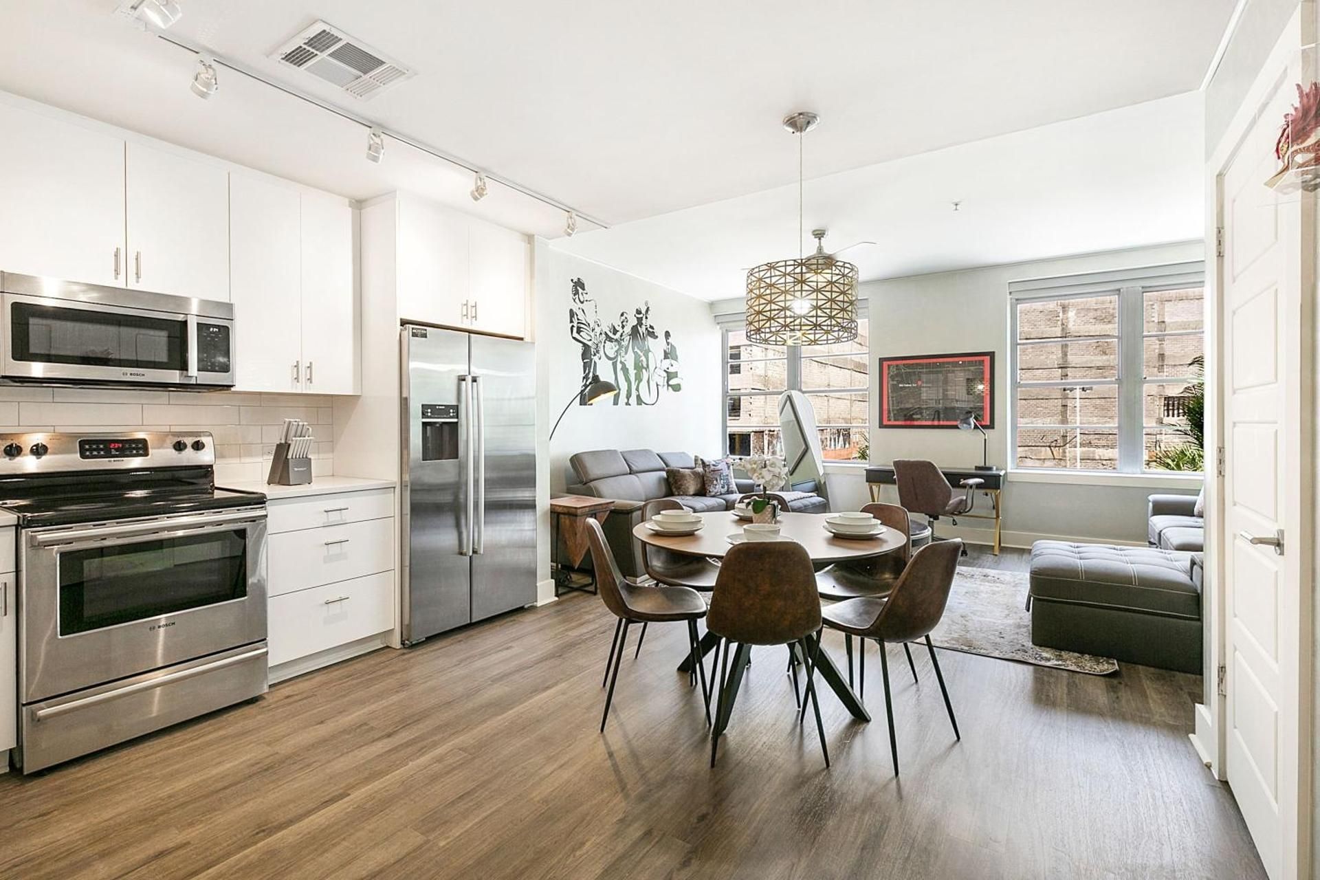 One-Bedroom Apartment