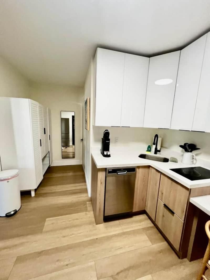 Bougainvilla Seaside Suites