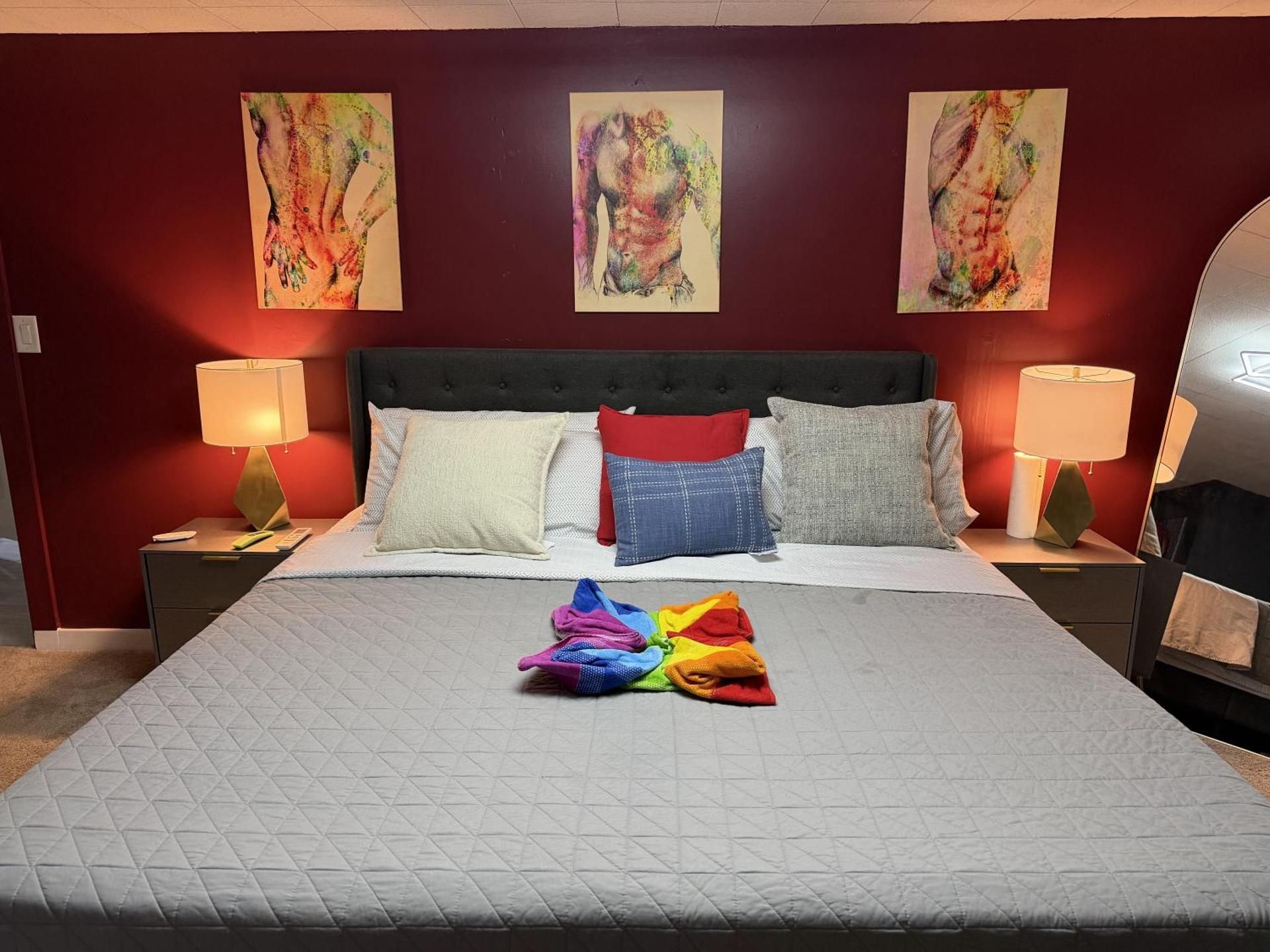 Deluxe King Suite