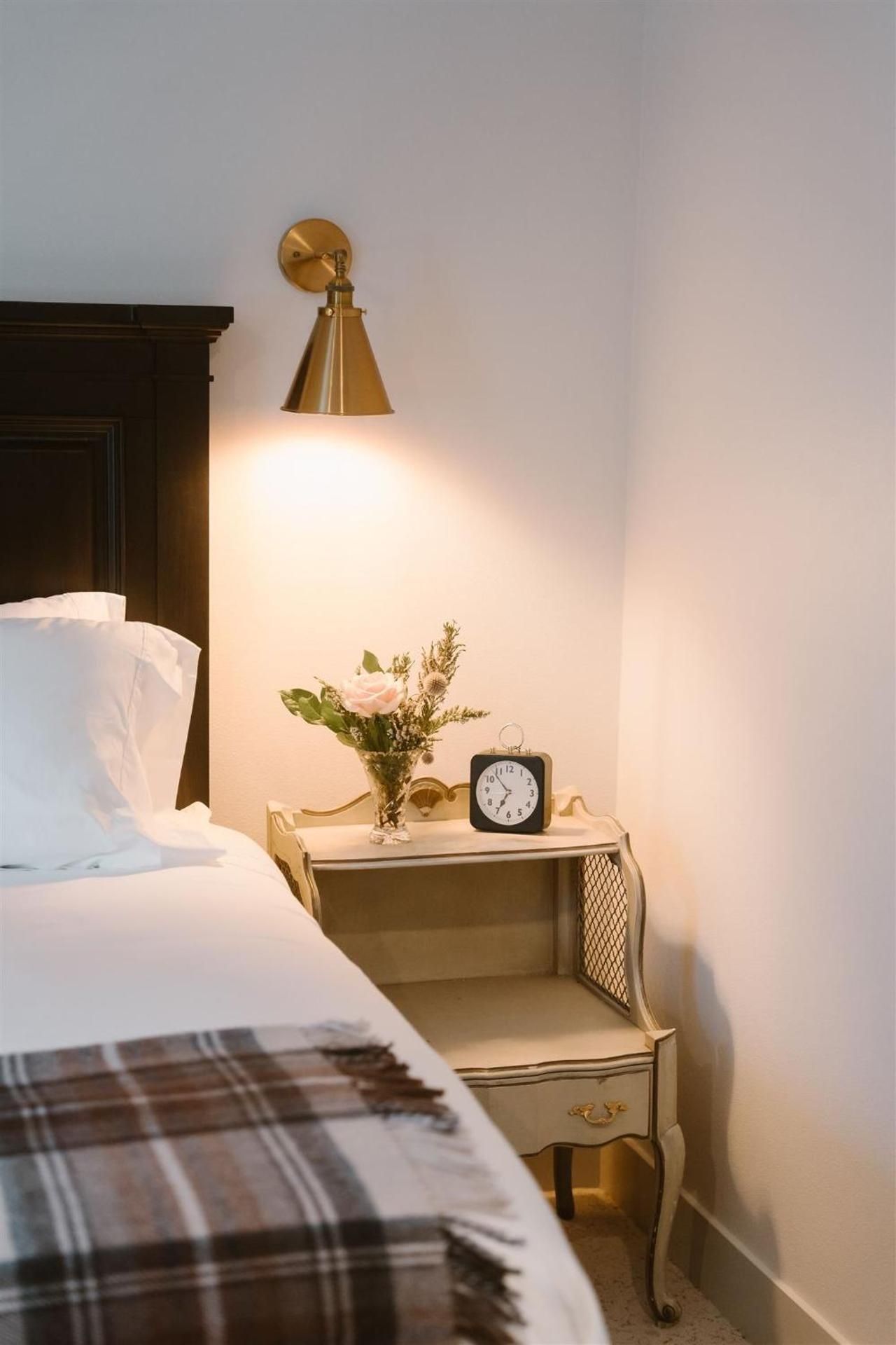Deluxe Double Room with Shower