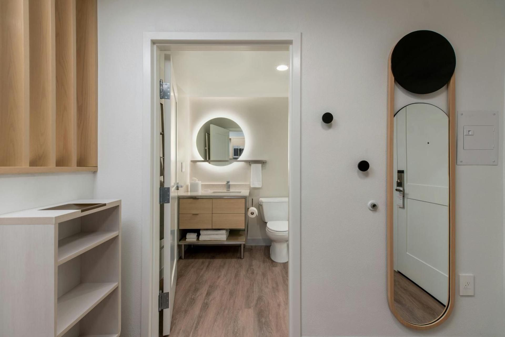 King Studio with Sofa Bed and Limited View