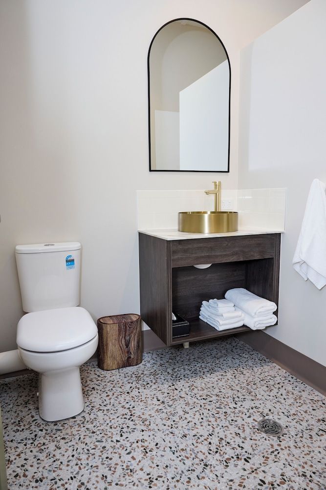 The Burlington Hotel Standard Double Room 11