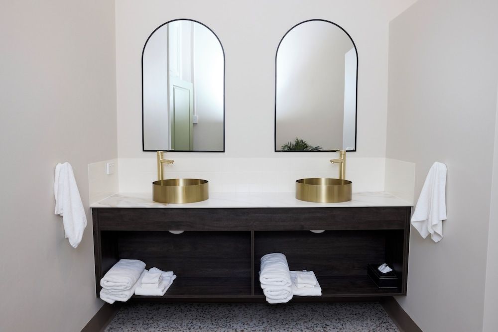 The Burlington Hotel Apartment, 2 Bedrooms 8