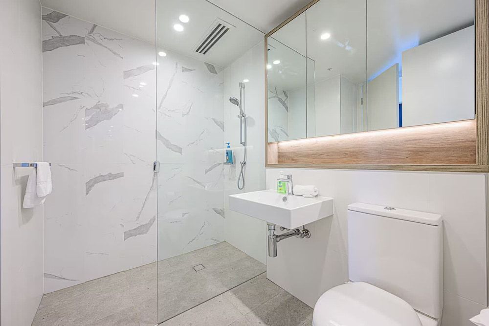 Metawisebnb Executive 2-bedroom Stadium View Apartment W Parking Apartment 17