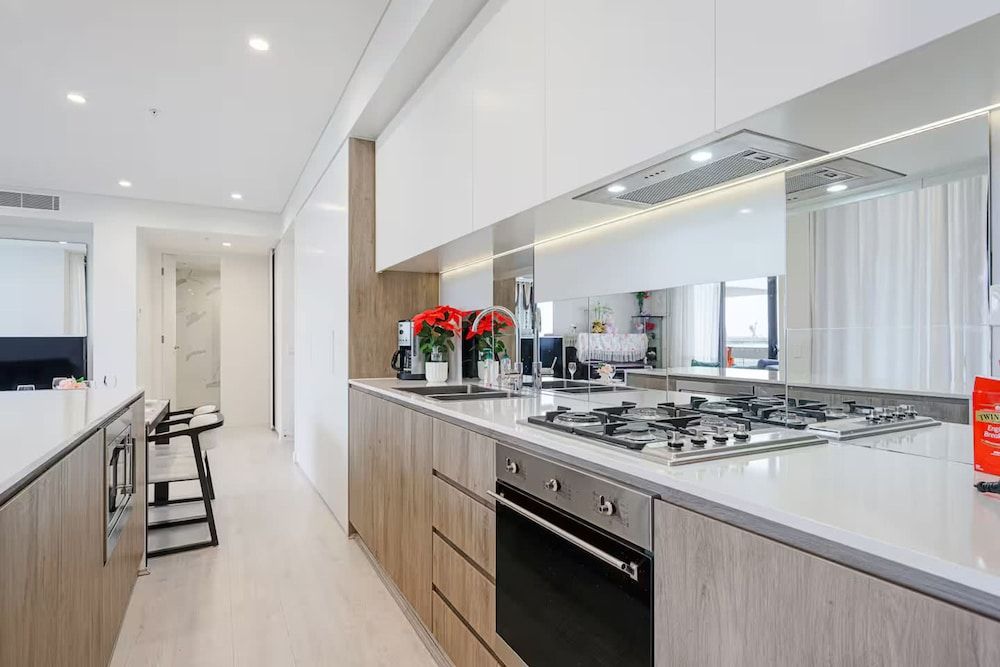 Metawisebnb Executive 2-bedroom Stadium View Apartment W Parking Apartment 12