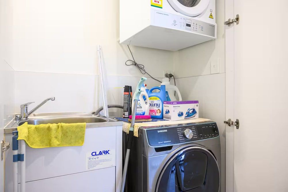 Metawisebnb Executive 2-bedroom Stadium View Apartment W Parking Apartment 18