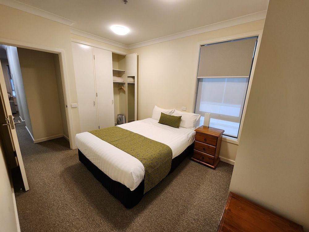 Mary MacKillop Sprituality Centre Melb Comfort Apartment, 2 Bedrooms, Kitchen, Courtyard Area 3