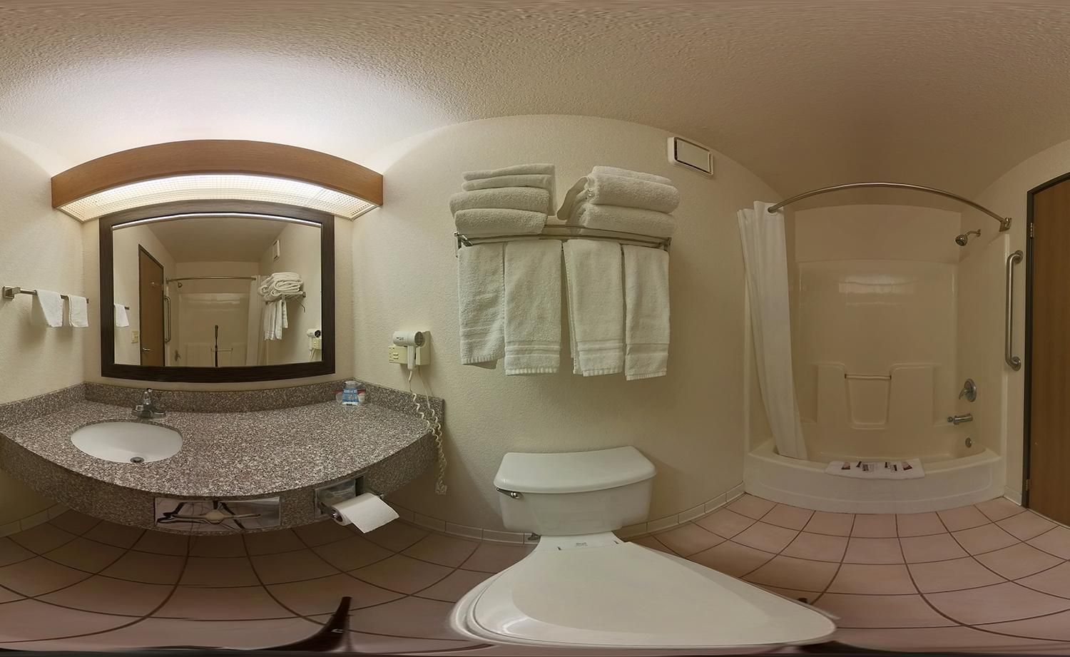 Blue Way Inn & Suites Eagan King 3