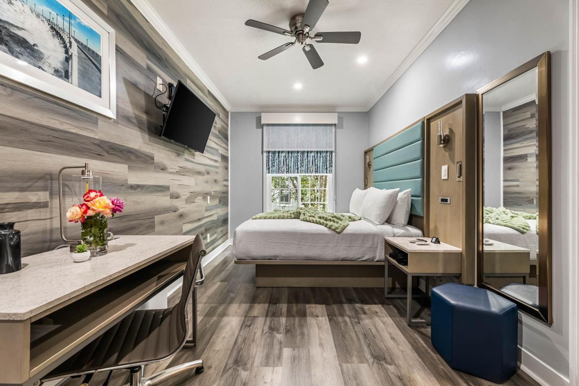 Superior Queen Room