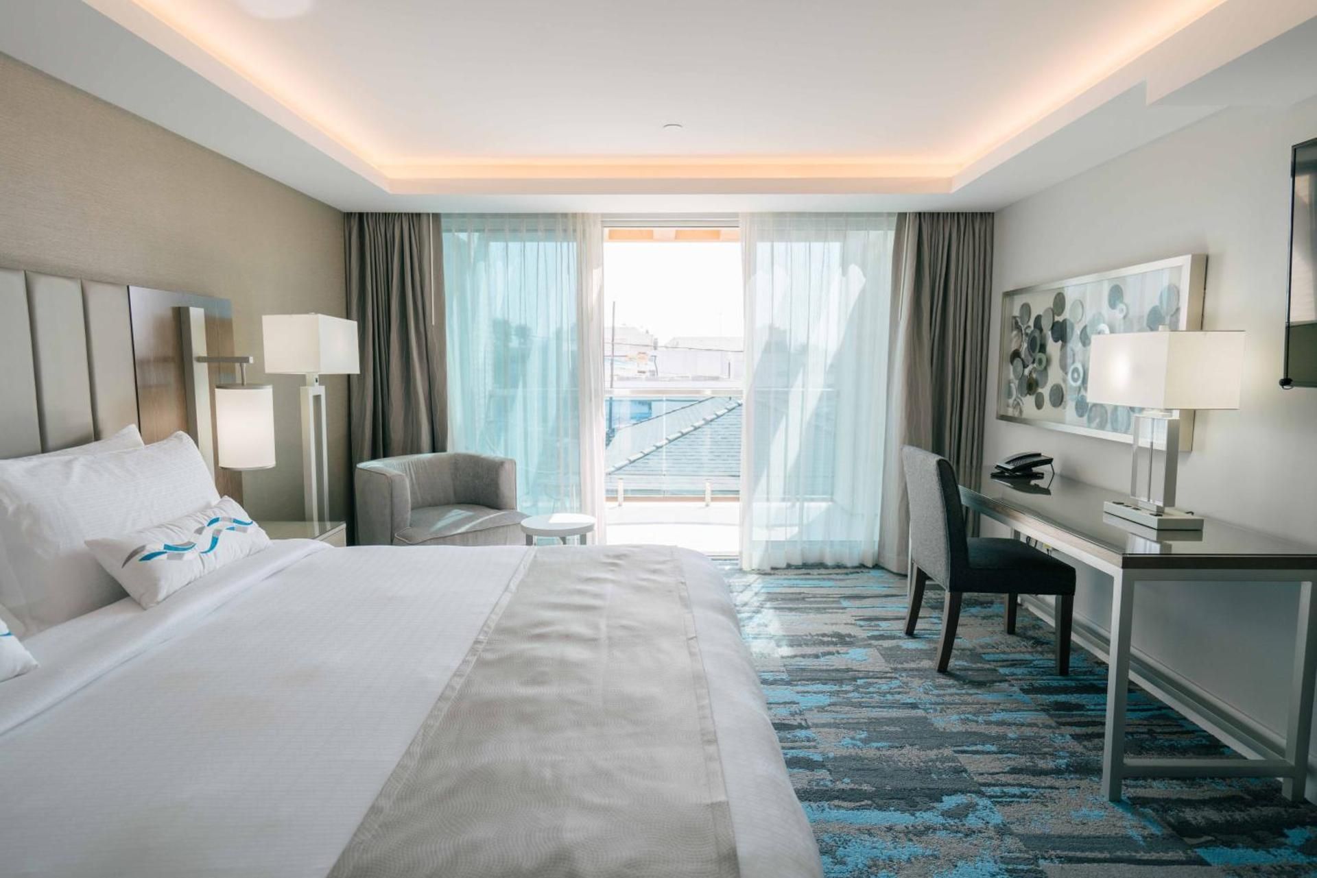 Superior King Room