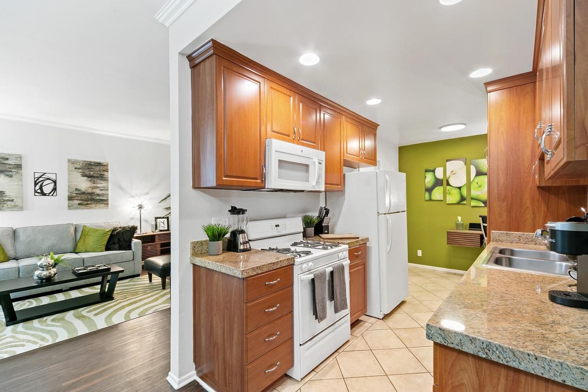 One-Bedroom Apartment