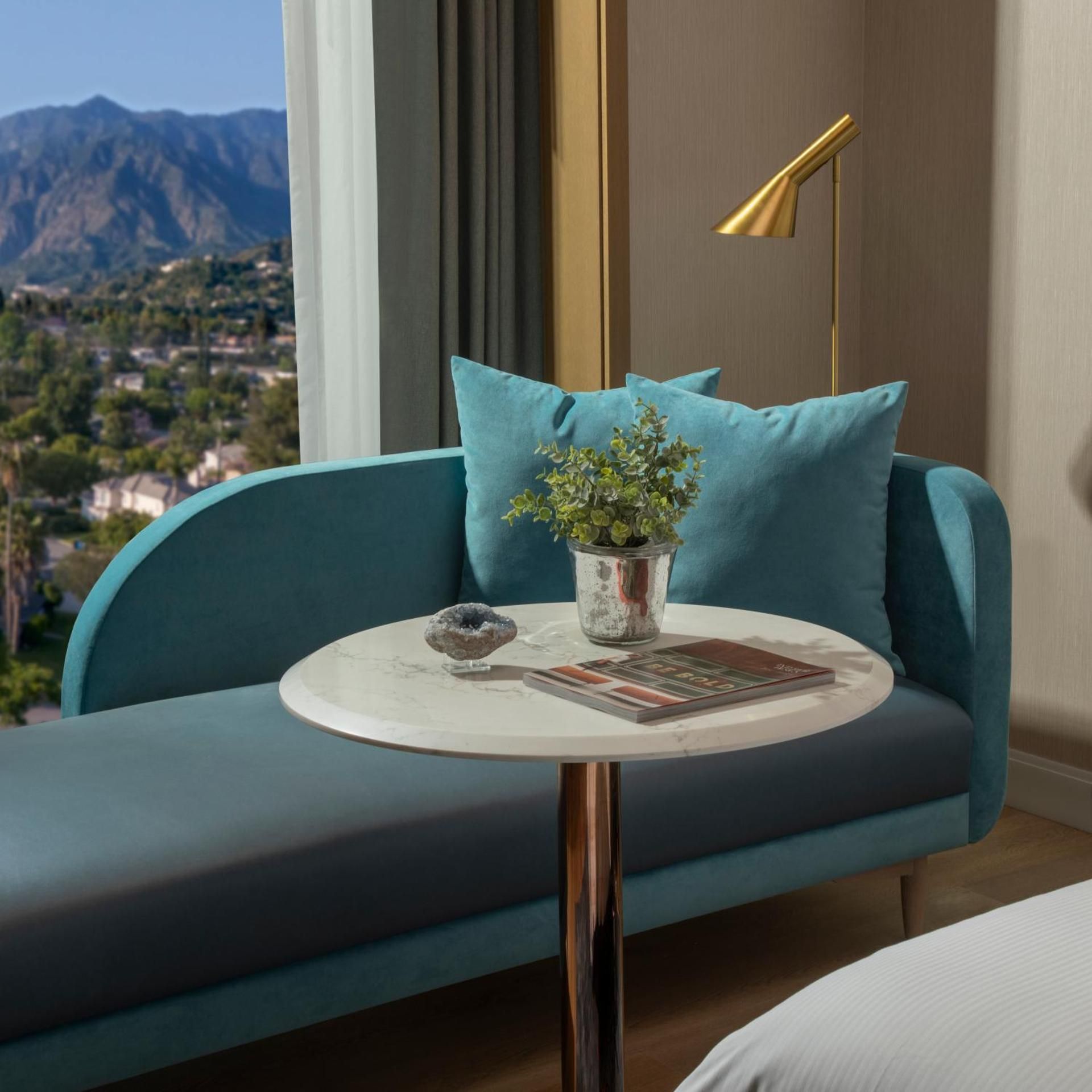 One-Bedroom King Suite with Race Track View