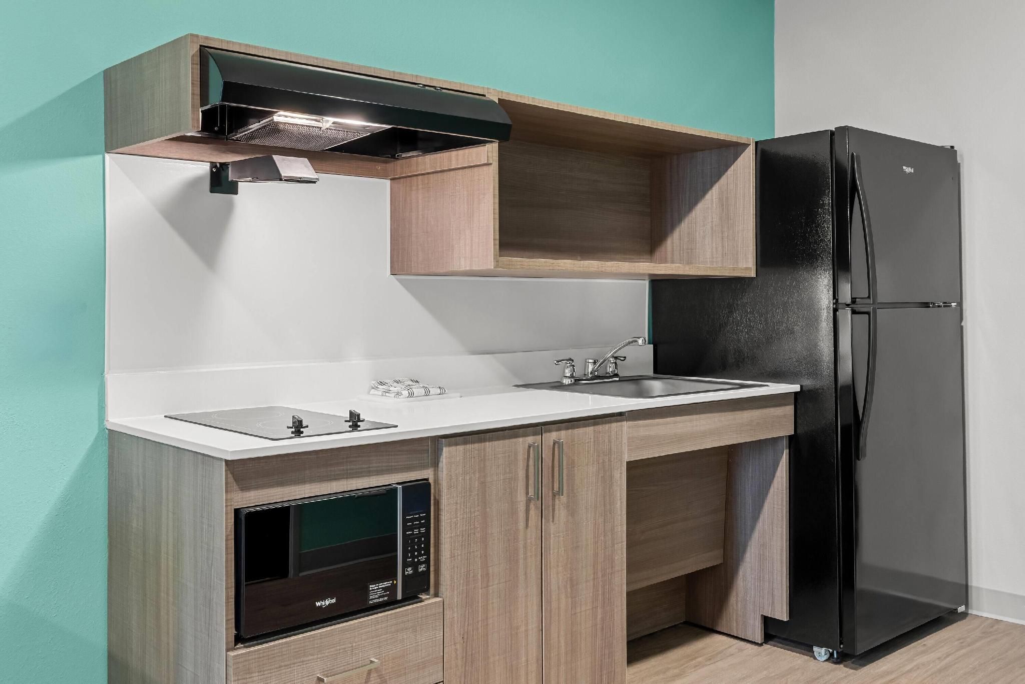 2 Queen Bed, Mobility Accessible Room, Bathtub w/ Grab Bars, Non-Smoking