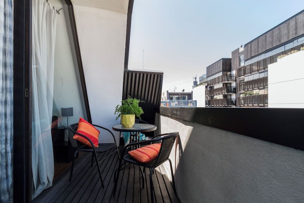 Melbourne Zen Garden- OASIS NIGHT Junior Apartment, Non Smoking, City View 6