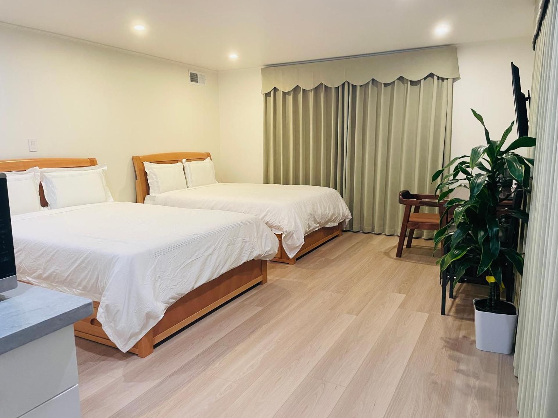 Double Room with Private Bathroom